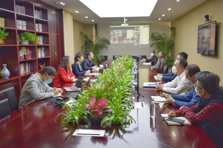 農(nóng)服會(huì)(文內(nèi))